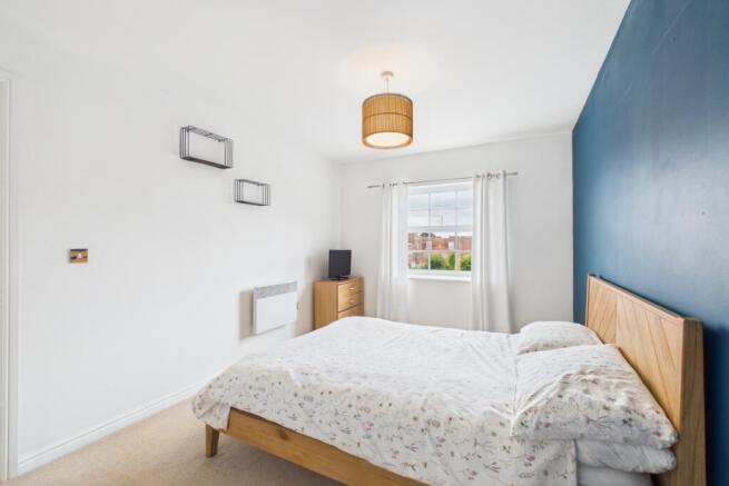 2 bed Flat for sale Image 5