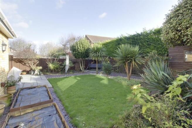 Garden 3.jpg