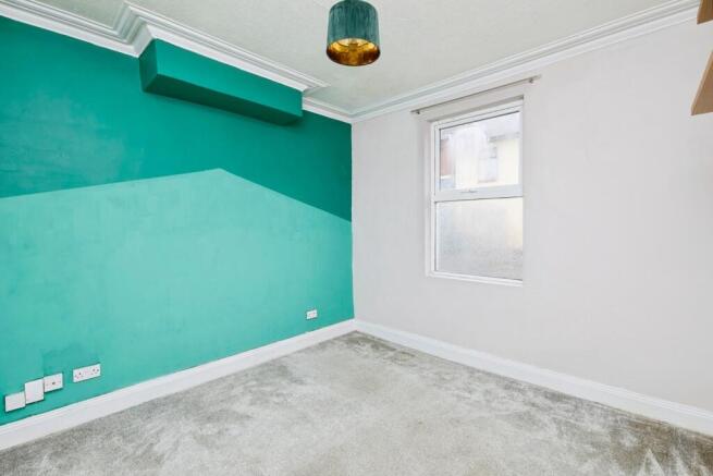 Lounge/Bedroom Four