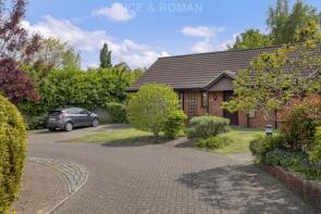 43a, Oakmead Green, Epsom KT18 7JS