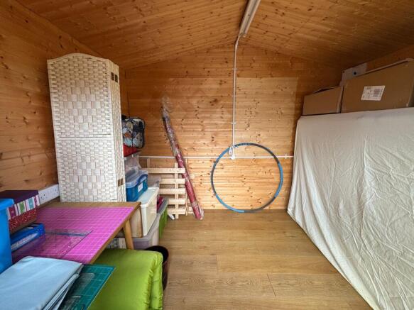 Photo 13
