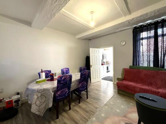 3 bed Terraced for sale Image 5
