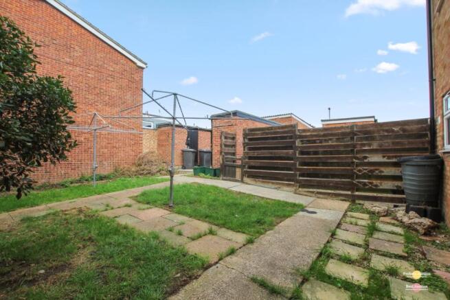 4 Spring Rise, Chelmsford, Essex, CM2 8SQ photo 3