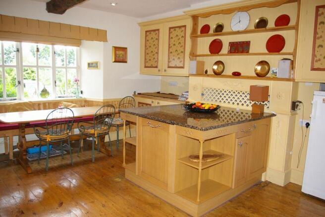 Photo 11