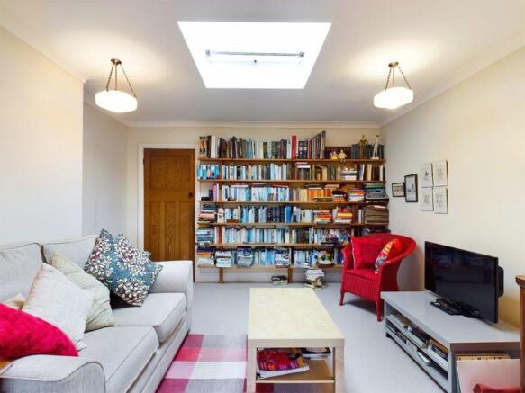 Study/playroom 