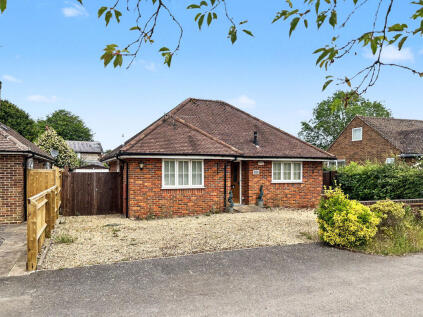 Penn Road - Detached Bungalow - No Chain