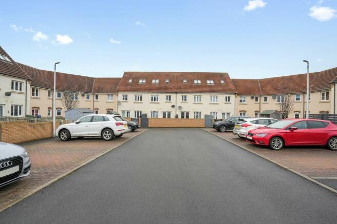 Property Image 12
