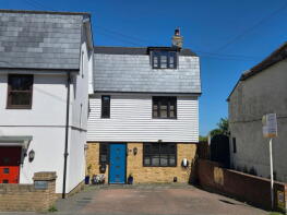 2, Hall Cottage, Harlow Road, Roydon, Harlow CM19 5HH