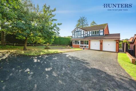 Bluebird Close, Lichfield