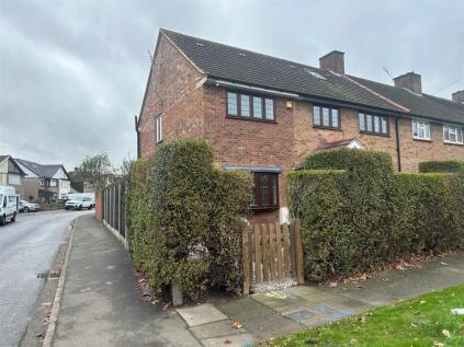 Sparrow Farm Drive, Feltham