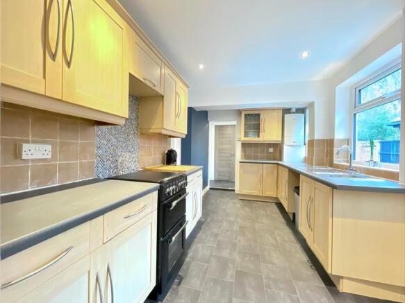 Old Mill Ln - kitche