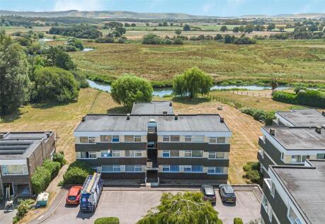 Skeyne Drive, Pulborough, West Sussex, RH20