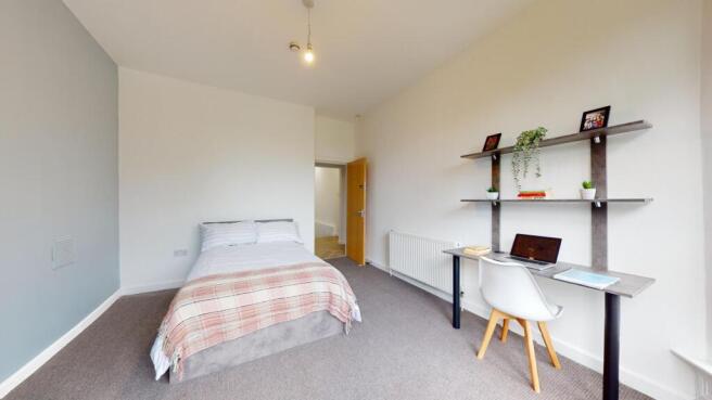 5 bed Flat to rent Image 5