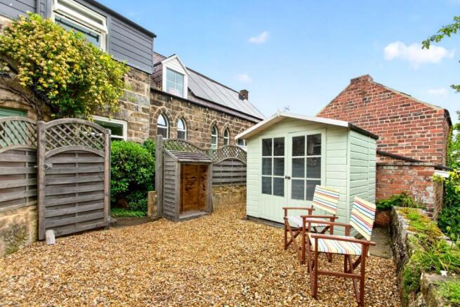 3 bed Terraced for sale Image 5