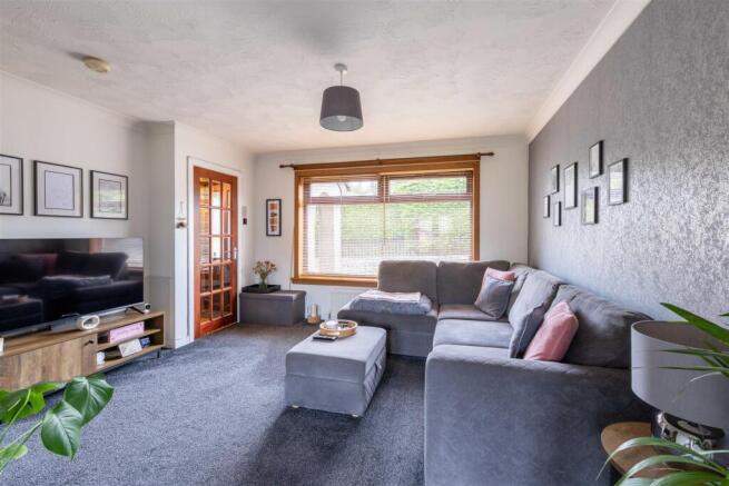 27 Huntingtower Road, Perth-13.jpg