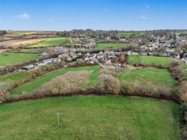 Hill House, Greens Close, Cheltenham GL54 2LJ
