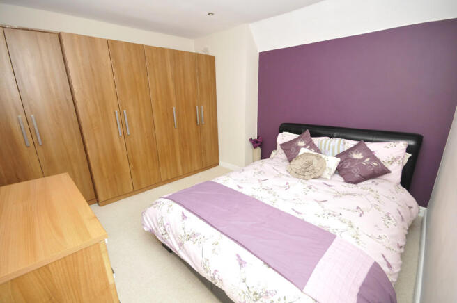 bedroom1 alt