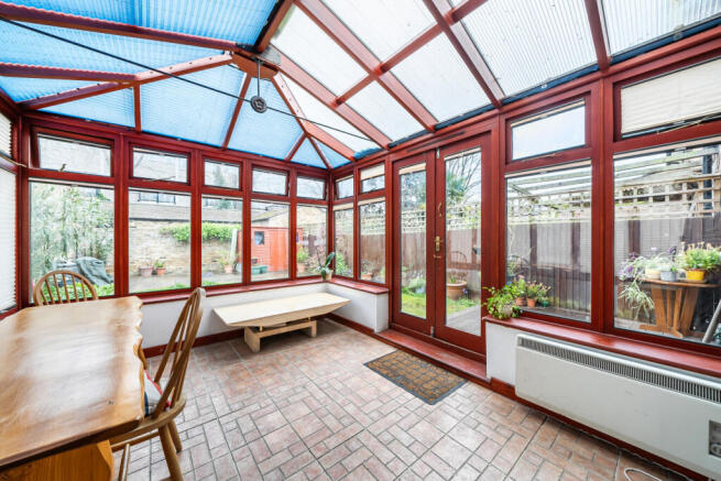 1434915-16-69c6a5...