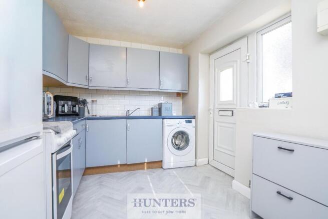 2 bed Semi-Detached Bungalow for sale Image 8