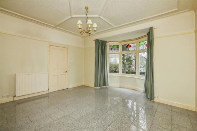 4 bed Semi-Detached for sale Image 8