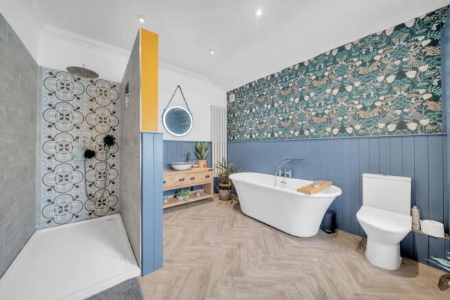 3 bed Terraced for sale Image 11