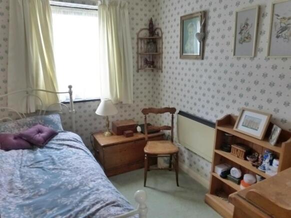 Bedroom 2.jpg