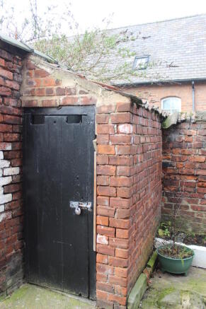 Small Brick Store
