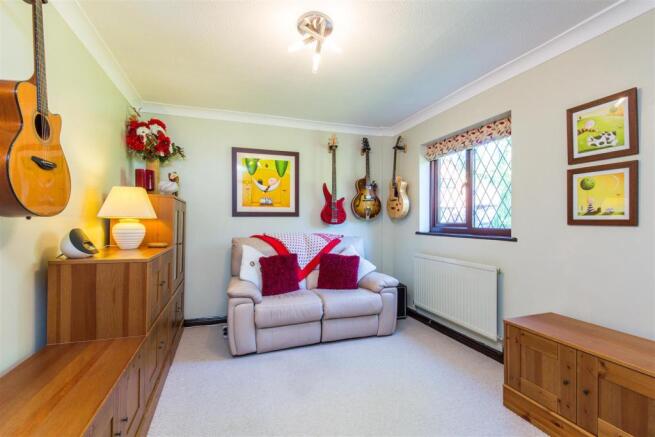 10 Britts Farm Road-43.jpg