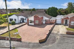27, Lawnswood Drive, Great Yarmouth NR30 5RB
