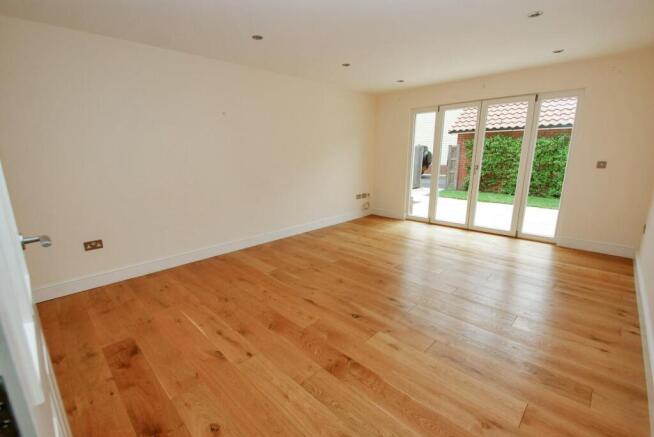 2025-08-22 12.27.34.jpg