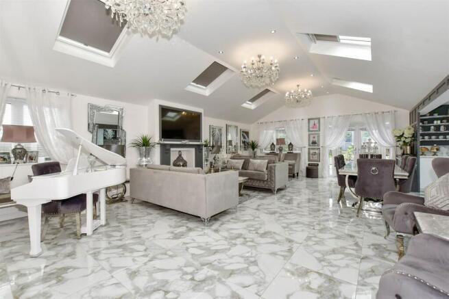 Lounge/Diner