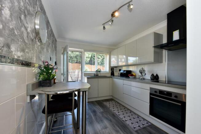 4 bed Detached for sale Image 6