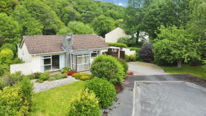 9, Woodside Close, Minehead TA24 8RZ