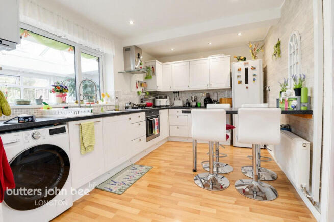 Waterhead Road, Stoke-On-Trent photo 4