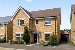 26, Weston Avenue, Horsham RH12 3XE