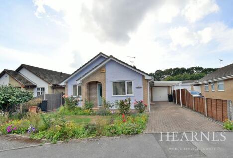 Albany Drive, Three Legged Cross, Wimborne, BH21