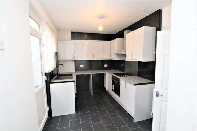 kitchen1.jpg