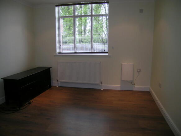 frontroom2