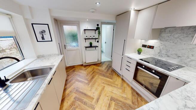 1 bed House Share to rent Image 4