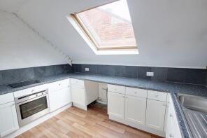 8, Lymore Gardens, Twerton, Bath BA2 1AQ