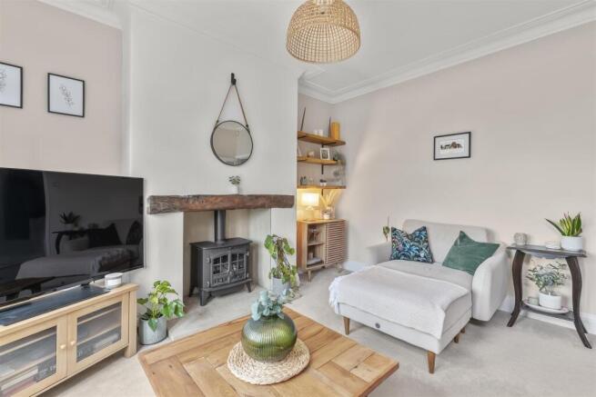 3 bed Terraced for sale Image 4