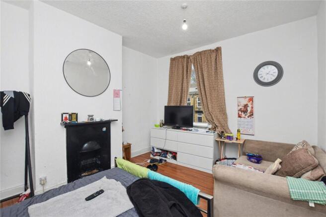 2 bed Terraced for sale Image 5