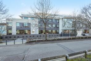 Flat 44, 227 New Eton House, Bath Road, Slough SL1 5GA