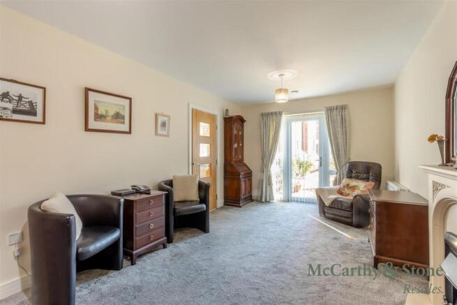 8701264-interior05.jpg