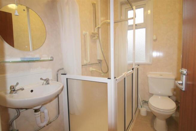 Shower room/w.c.