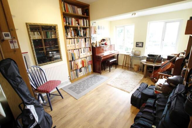 Photo 5