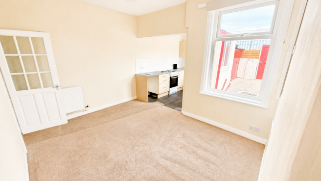 2 bed Terraced for sale Image 5
