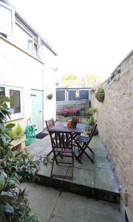 REAR COURTYARD