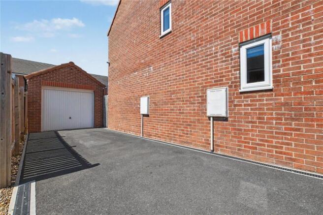 3 bed Detached for sale Image 11
