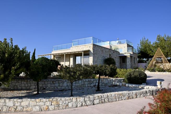 5 bedroom Villa for